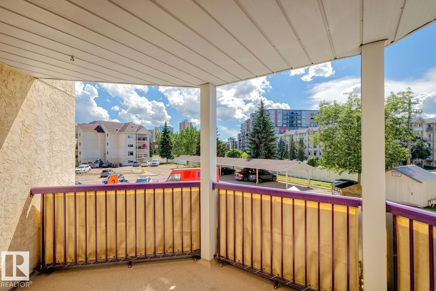#239 10636 120 ST NW - 23