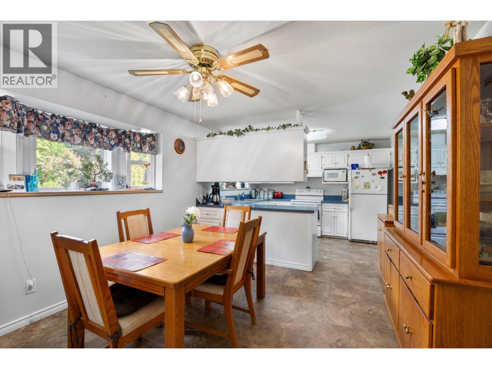 4341 Dunsmuir Road Road - 8