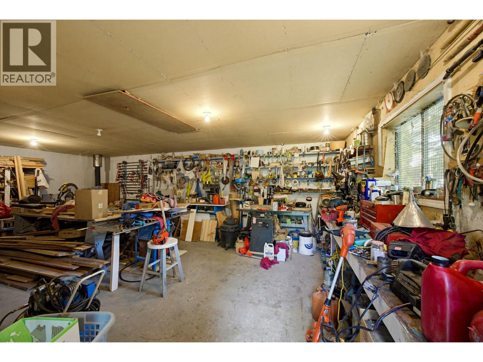 4341 Dunsmuir Road Road - 30
