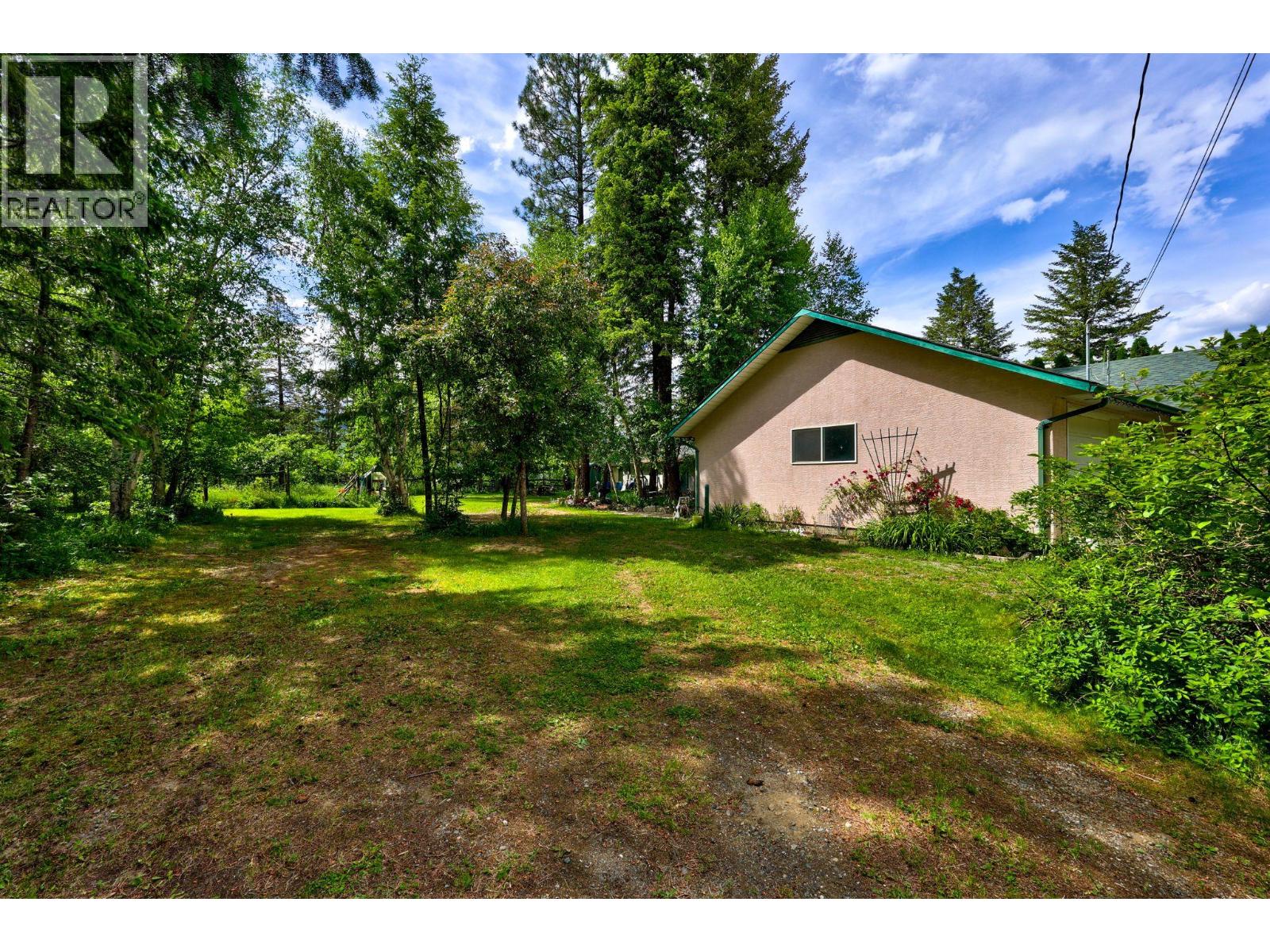 4341 Dunsmuir Road Road - 41