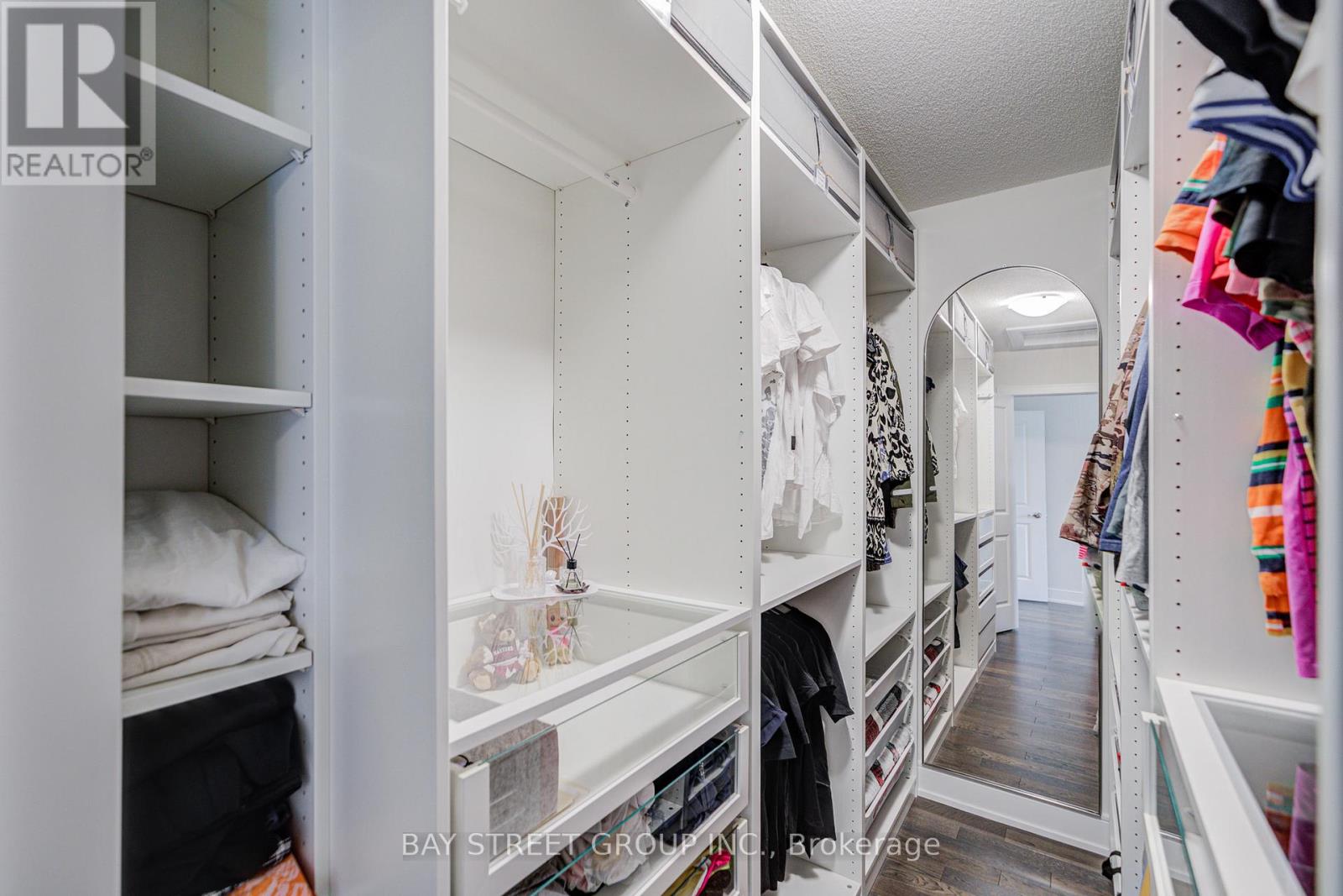 237 BEN SINCLAIR AVENUE - 18
