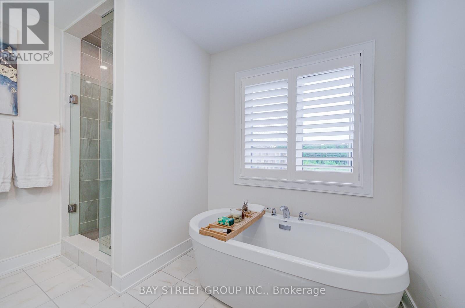 237 BEN SINCLAIR AVENUE - 20
