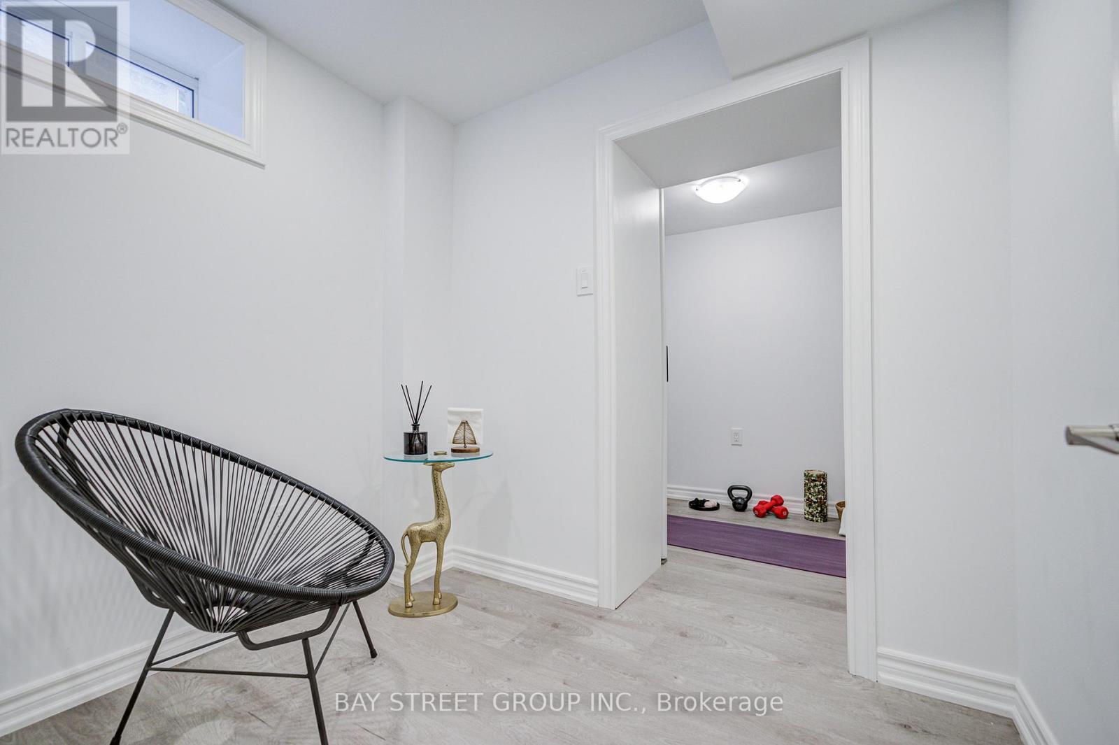 237 BEN SINCLAIR AVENUE - 40