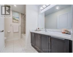 237 Ben Sinclair Avenue, East Gwillimbury, ON L9N0Z1 Photo 24