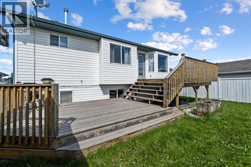4 Allan Crescent - photo 4