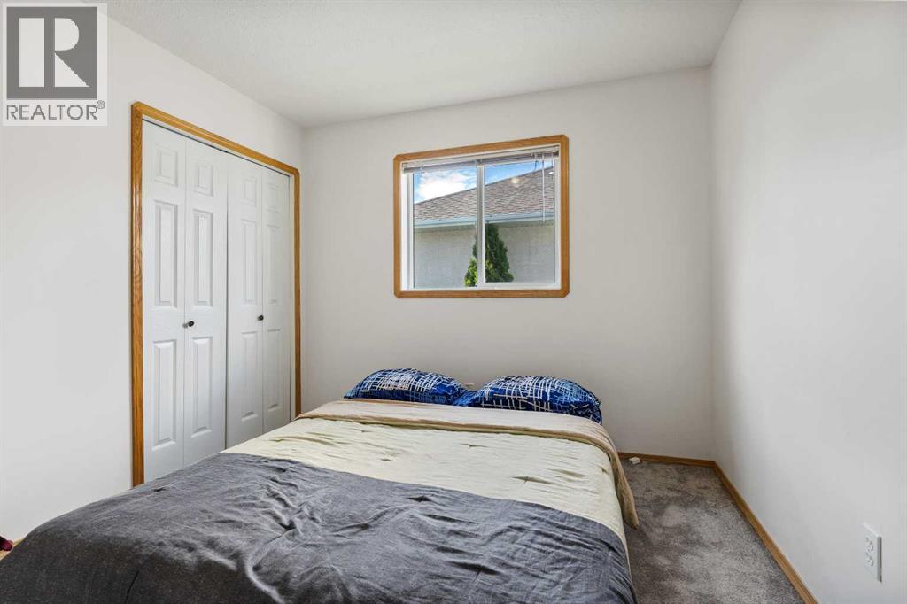 4 Allan Crescent — photo 20