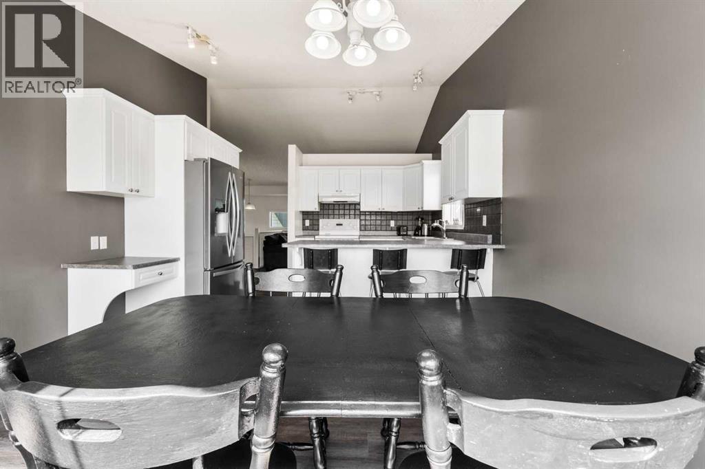 4 Allan Crescent — photo 14