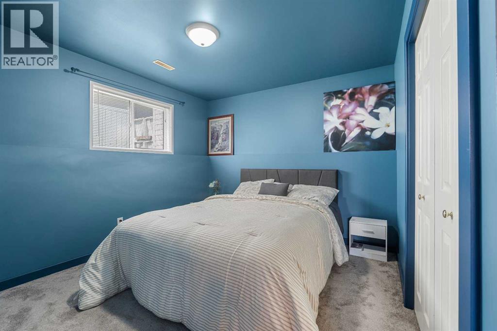 4 Allan Crescent — photo 28