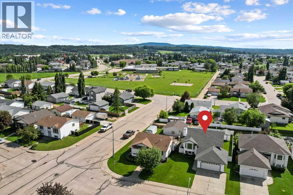 4 Allan Crescent - photo 2