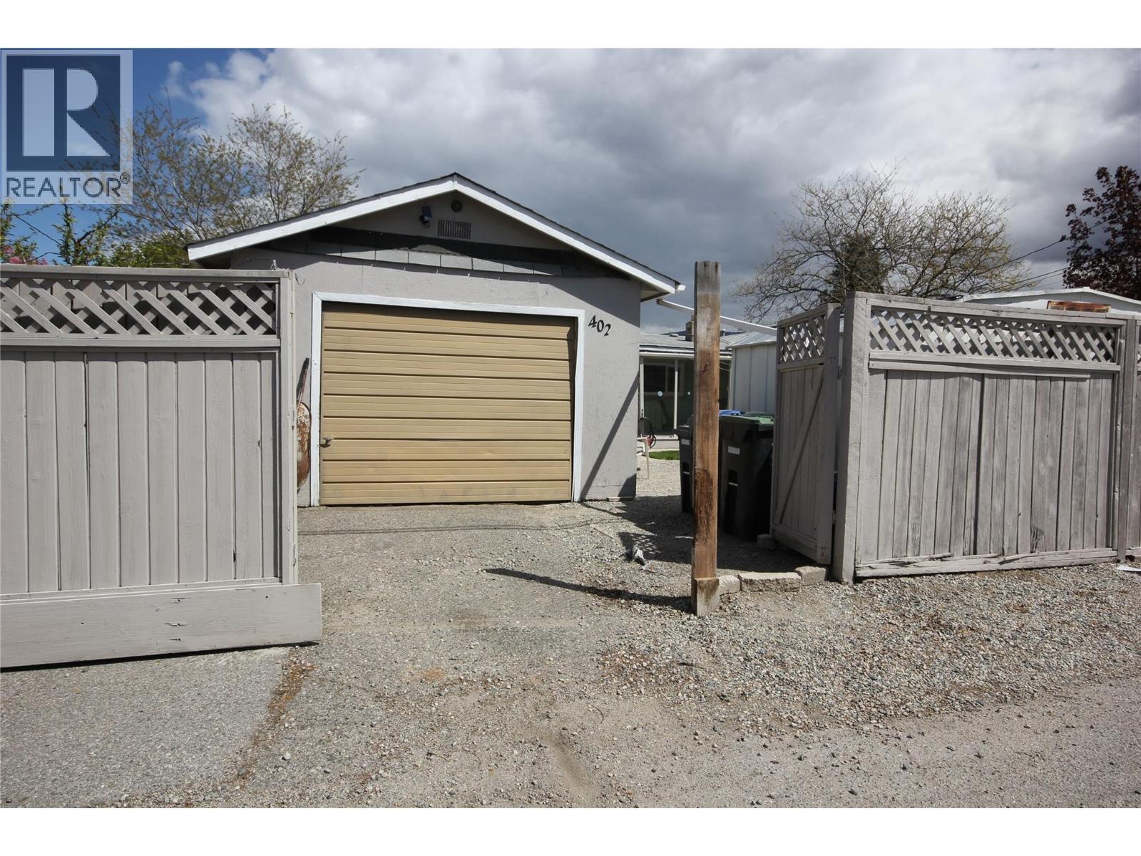 402 CONKLIN Avenue - 11