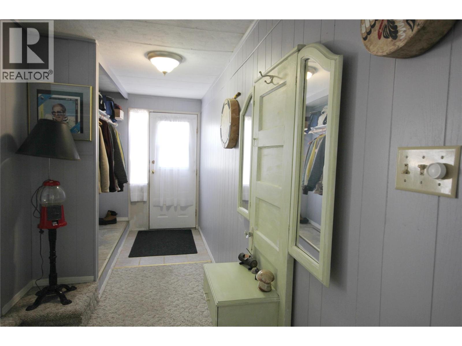 402 CONKLIN Avenue - 13