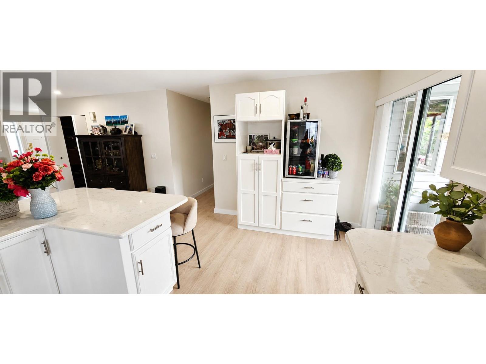 #173 3400 Wilson Street - 10