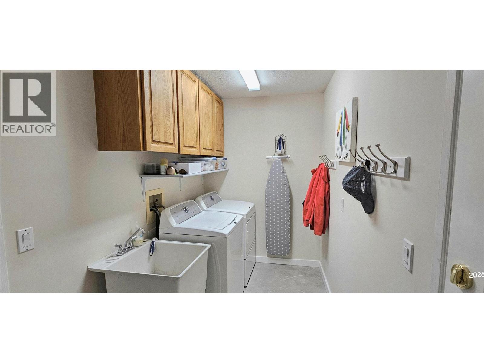 #173 3400 Wilson Street - 24