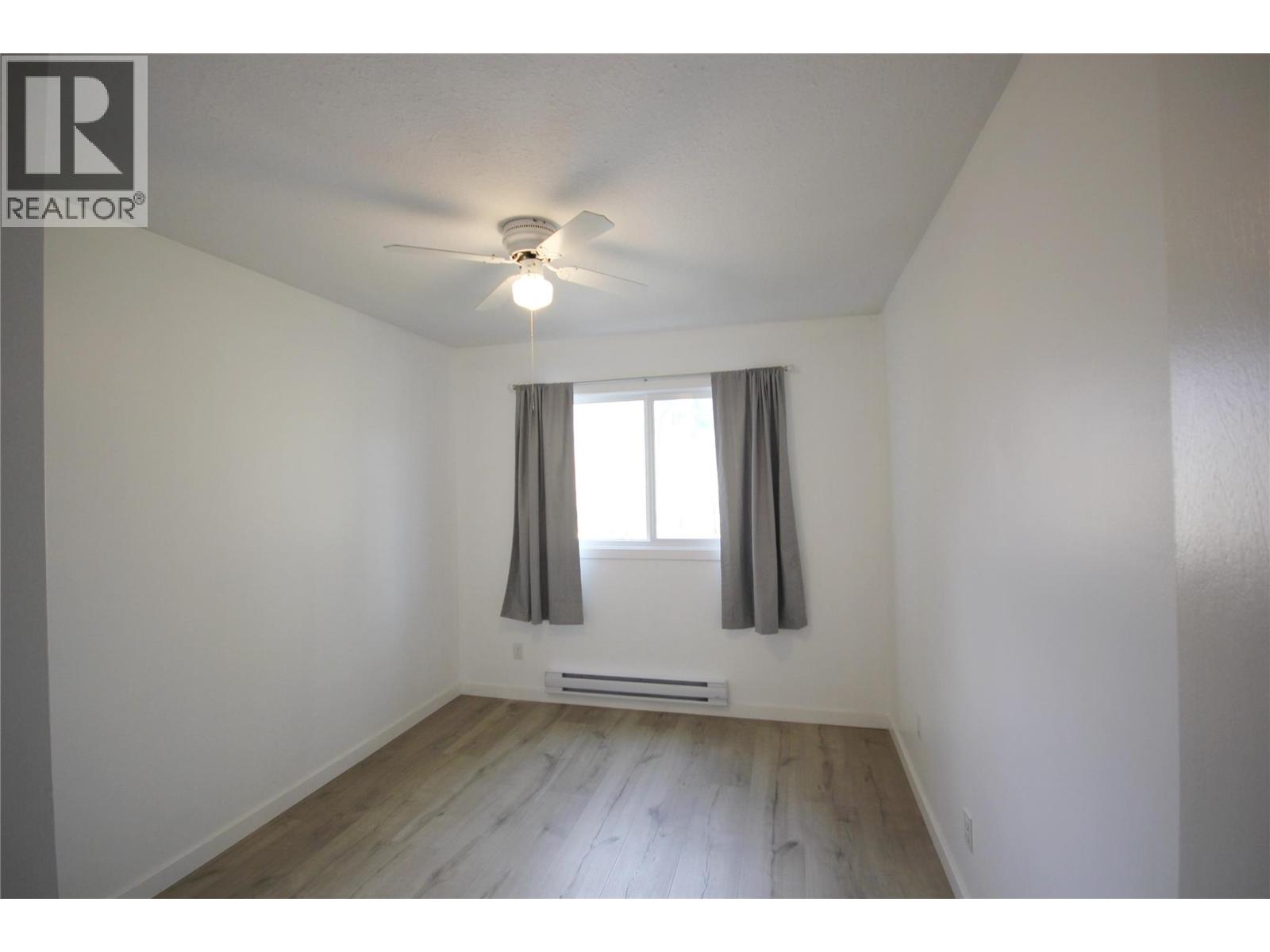 #402 150 Skaha Place - 9