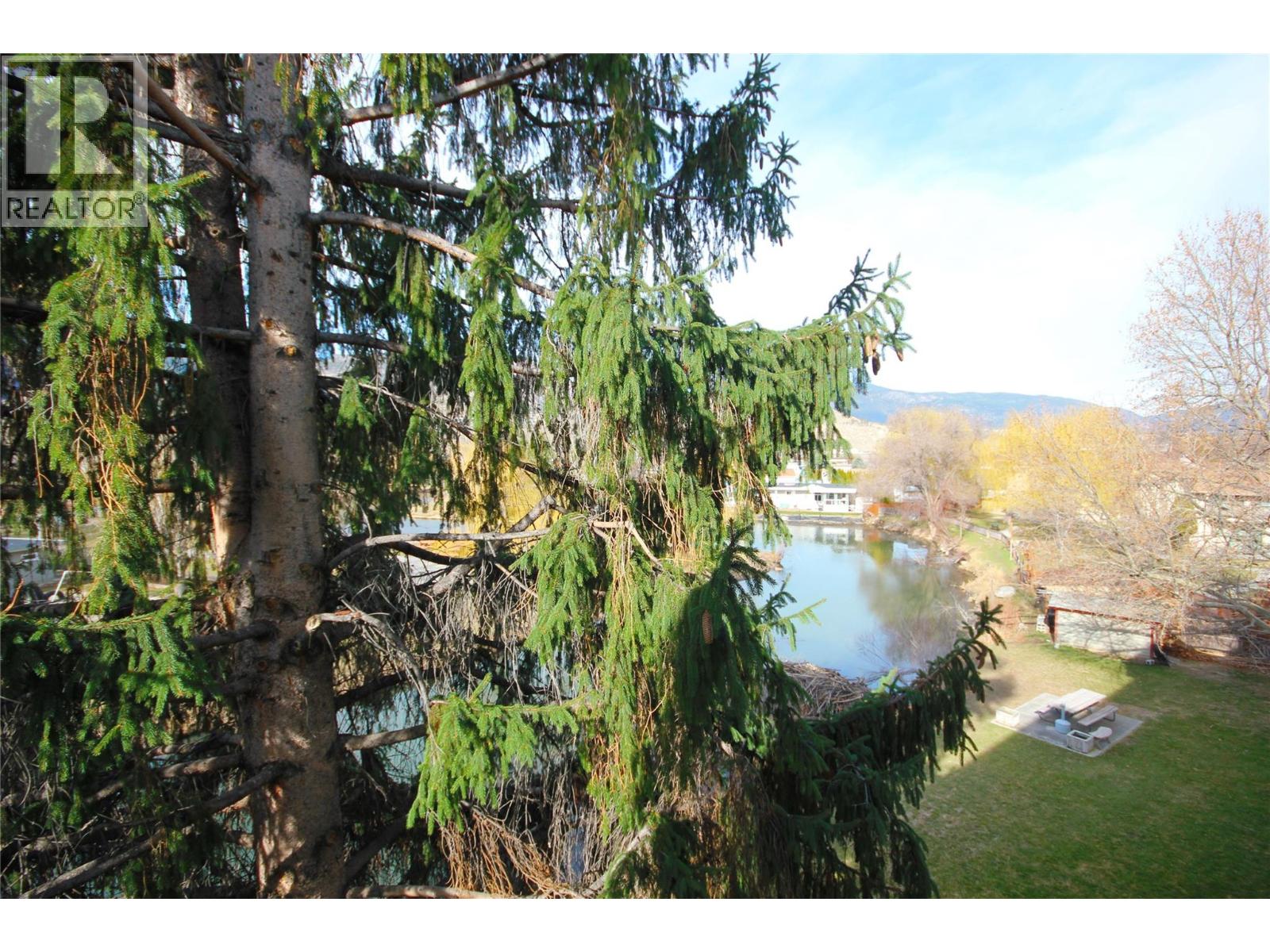 #402 150 Skaha Place - 15