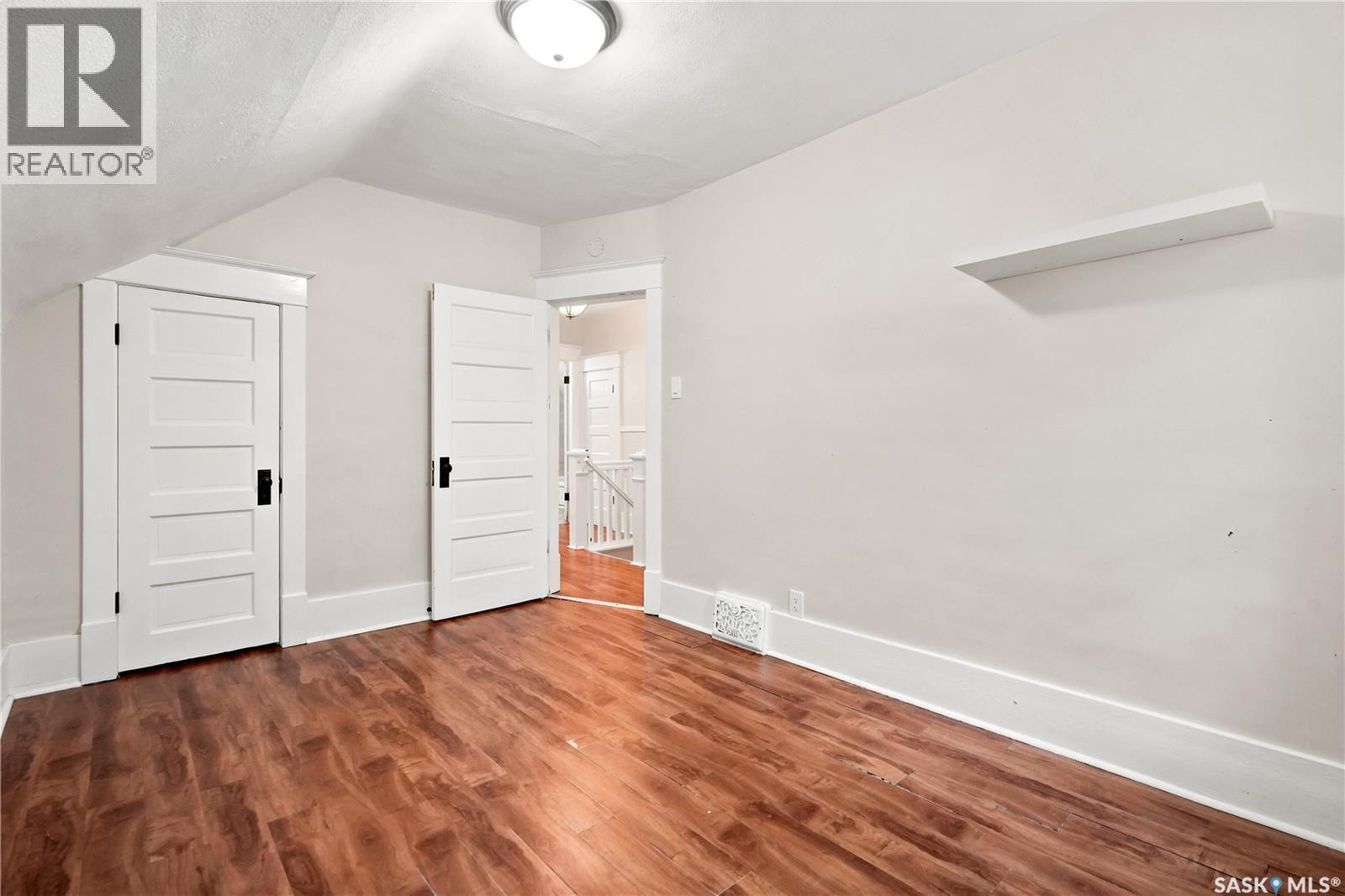 2344 Toronto STREET - 23