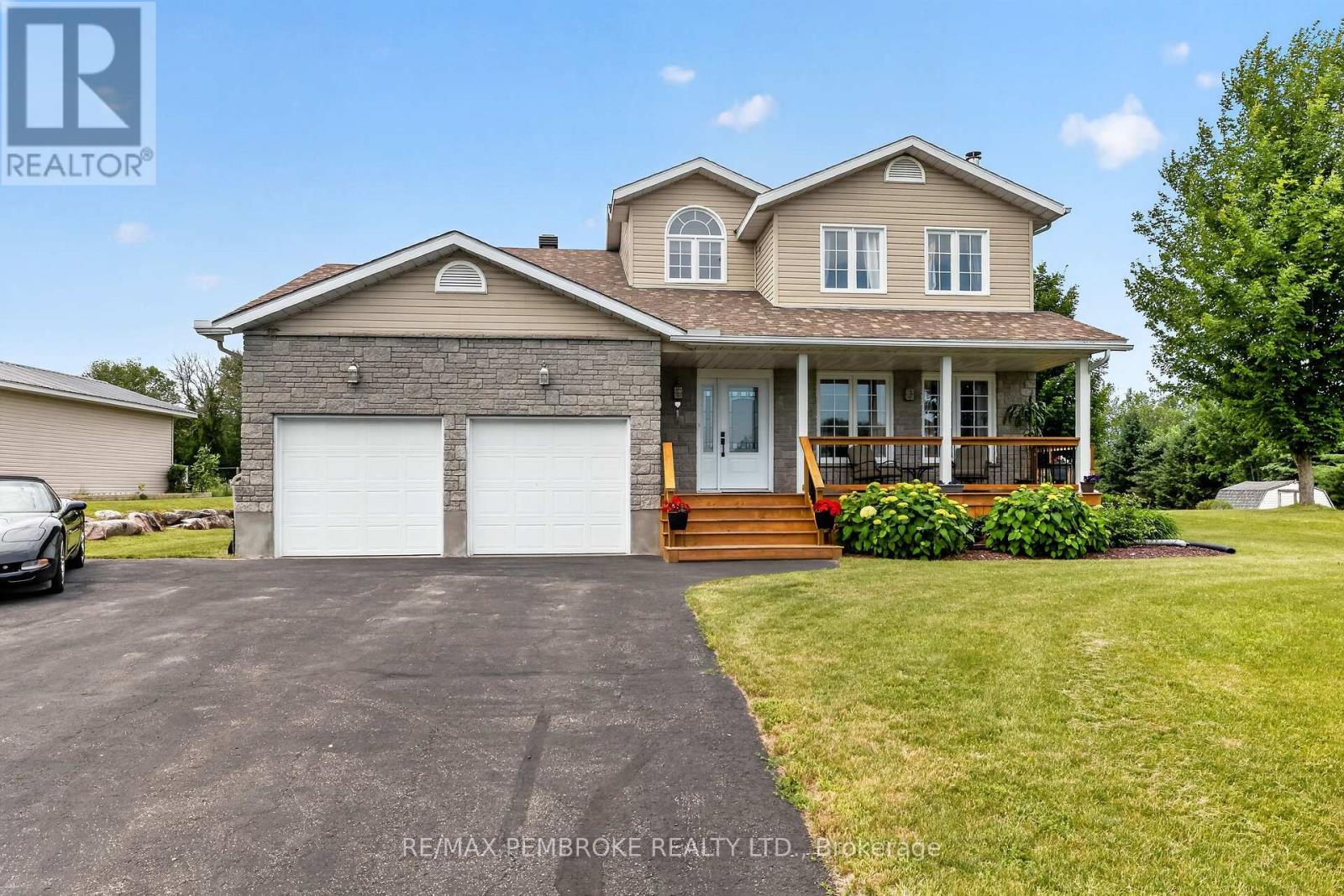 9 HERON DRIVE - 1
