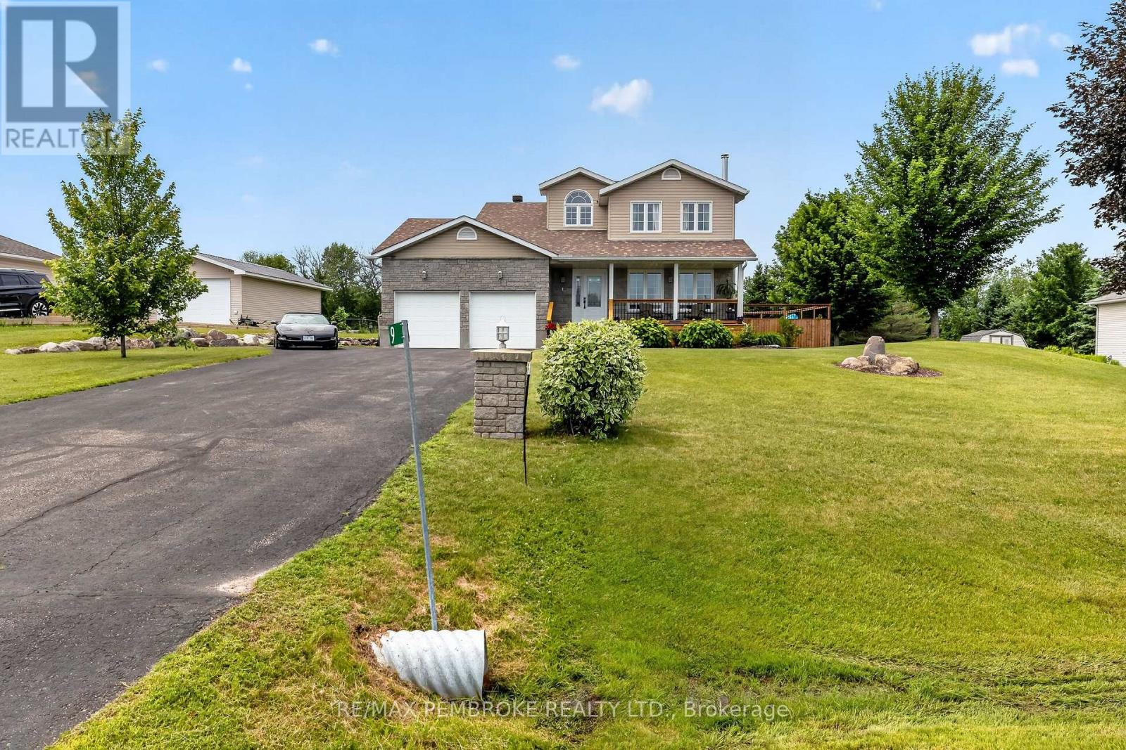 9 HERON DRIVE - 2