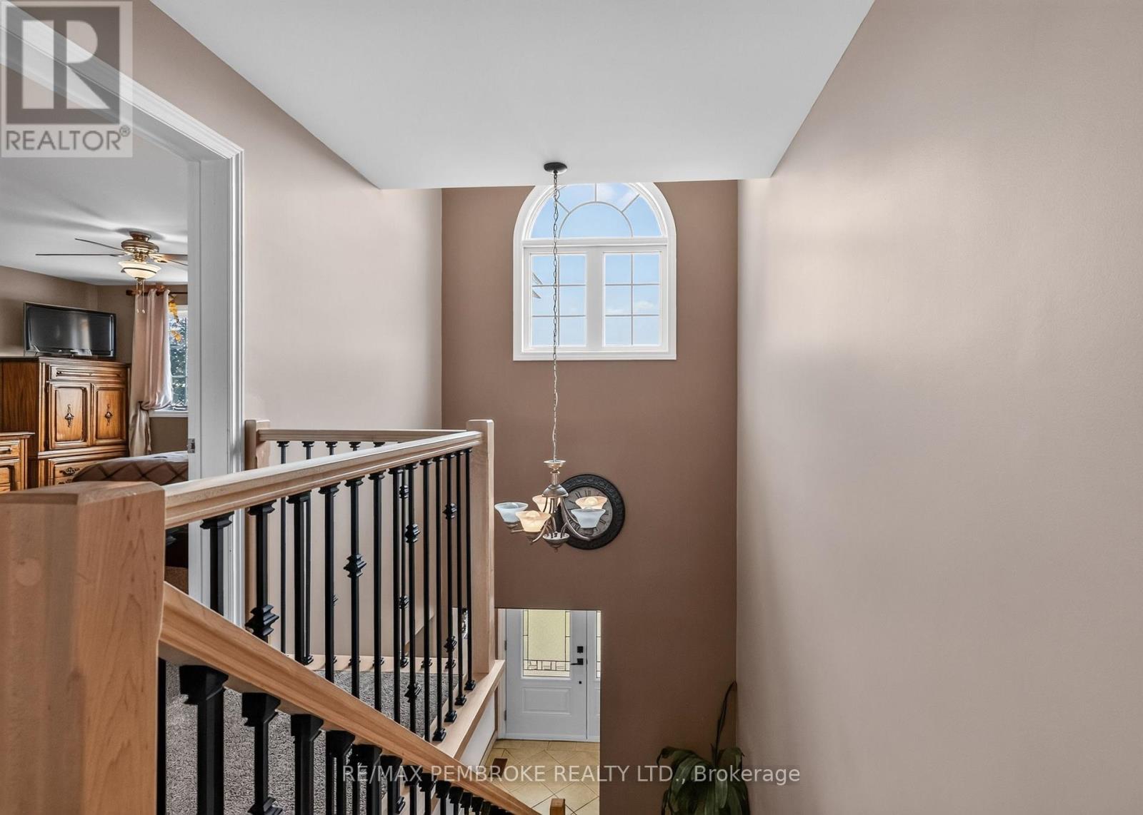 9 HERON DRIVE - 21