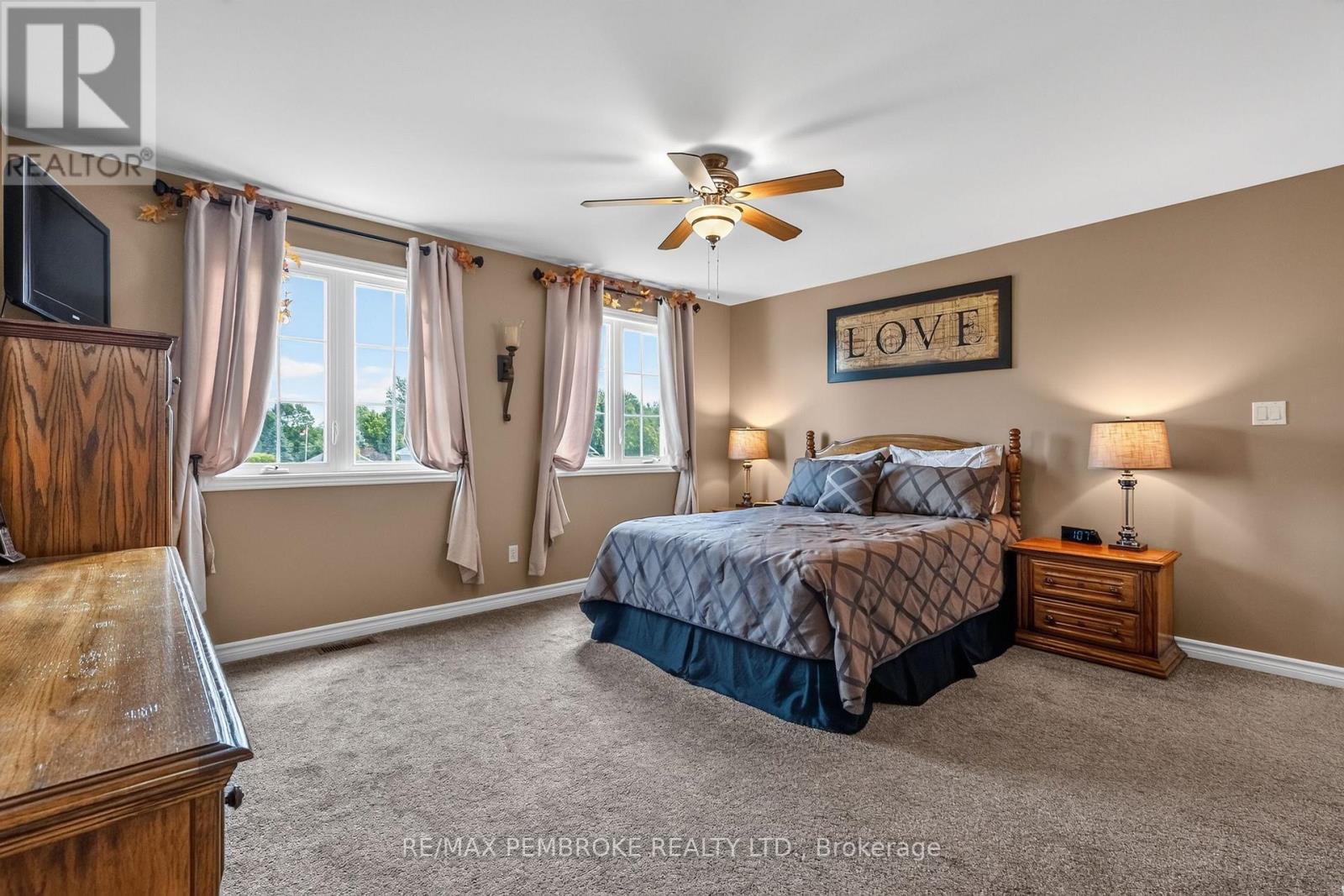9 HERON DRIVE - 29