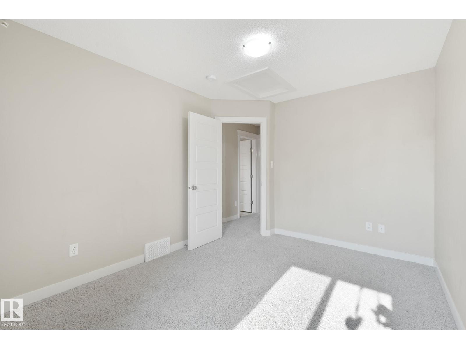 1251 163 ST SW - 40