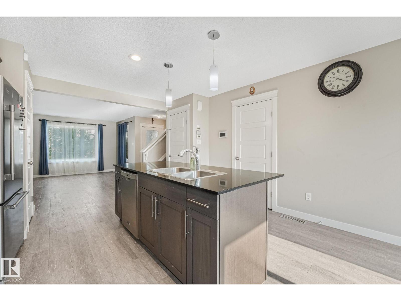 1251 163 ST SW - 15