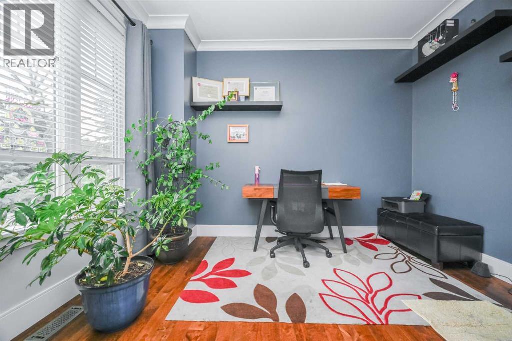 7768 65 Avenue - 18