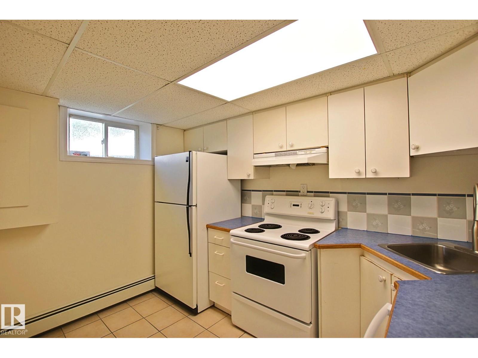 11242 56 ST NW - 27