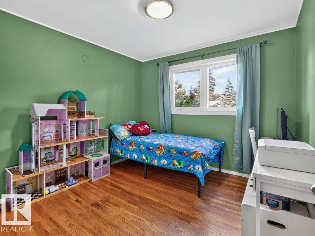 924 Conifer St — photo 17