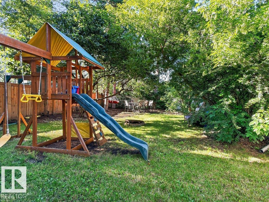 924 Conifer St — photo 32