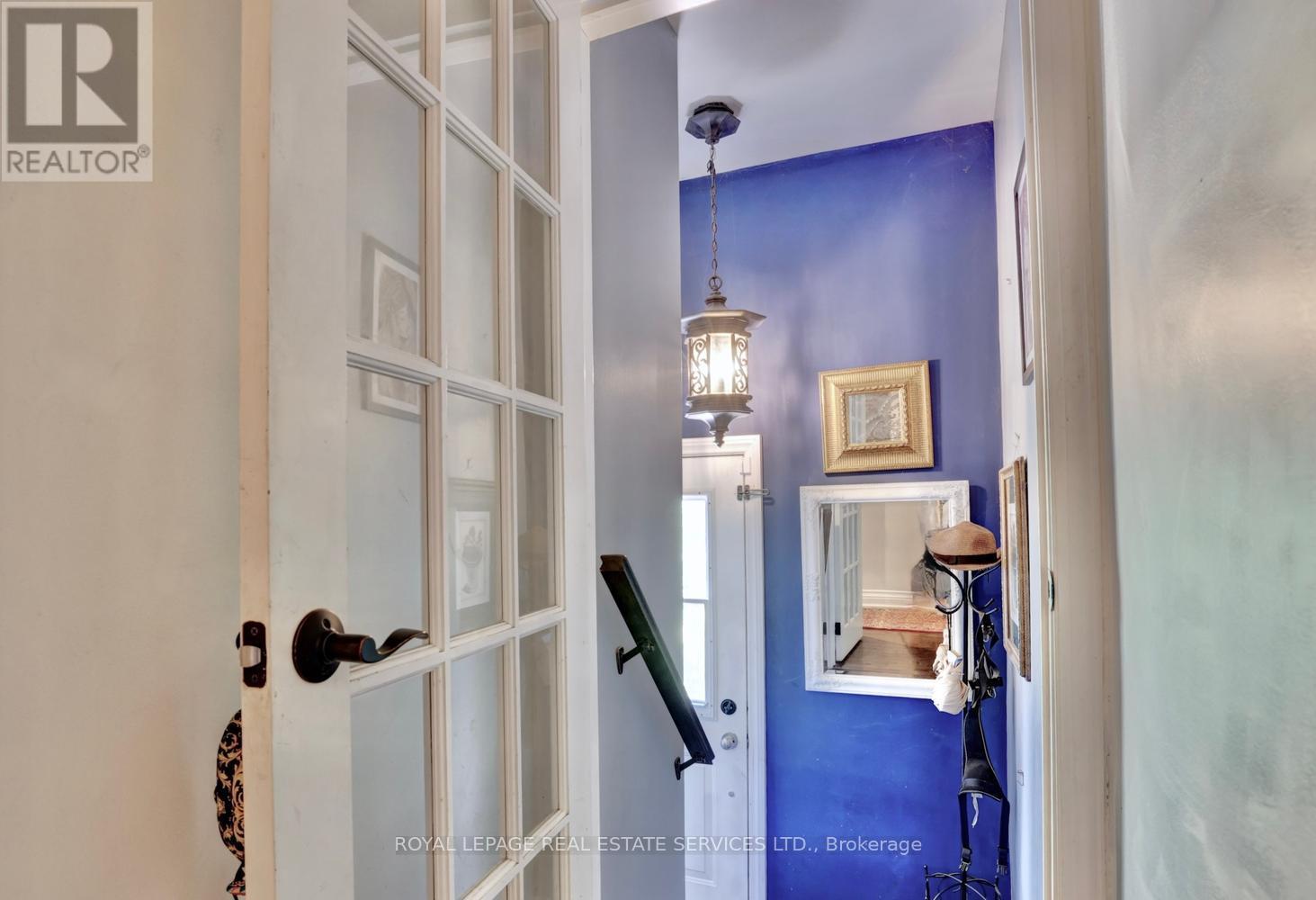1028 CEDAR AVENUE - 30