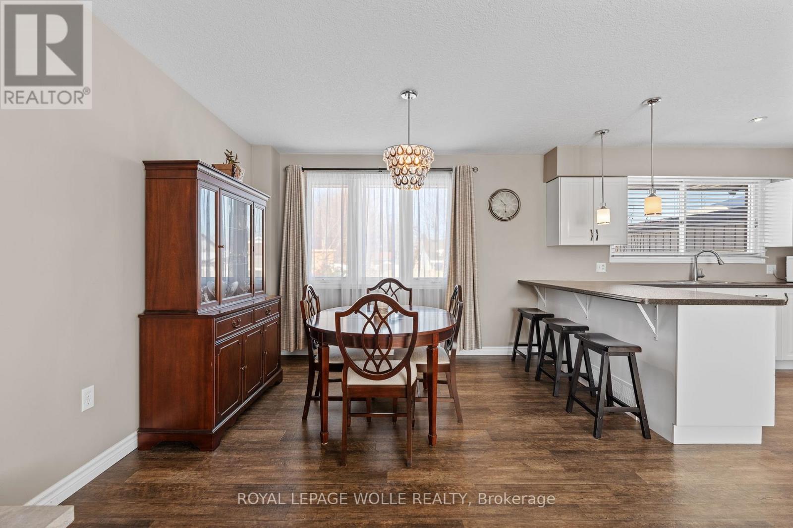 218 ARRIS CRESCENT - 17