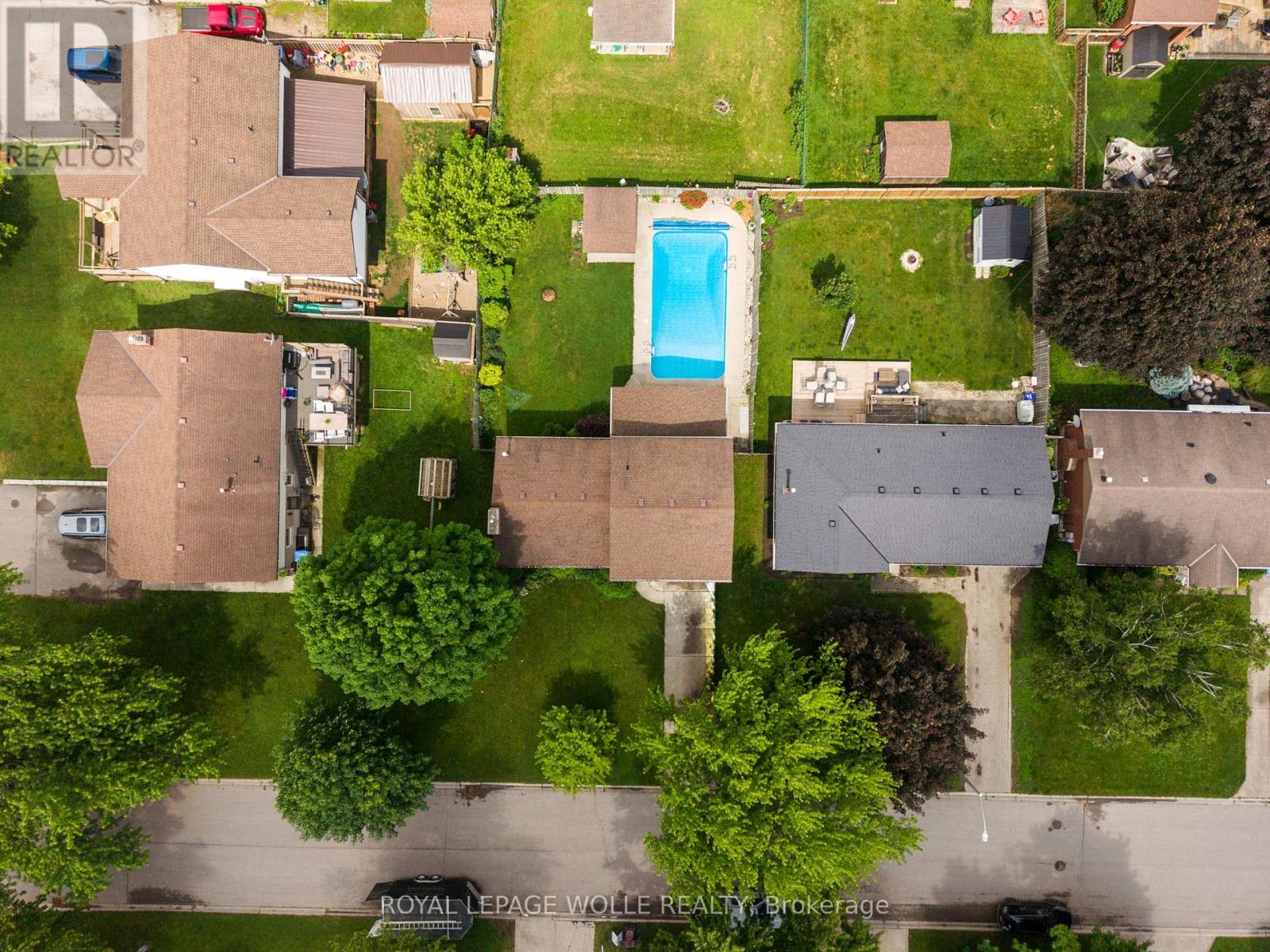 218 ARRIS CRESCENT - 42