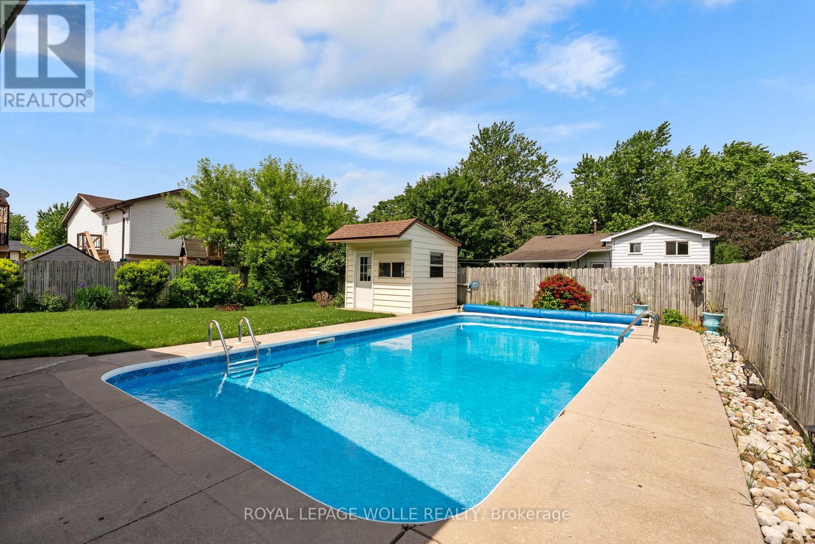 218 ARRIS CRESCENT - 6