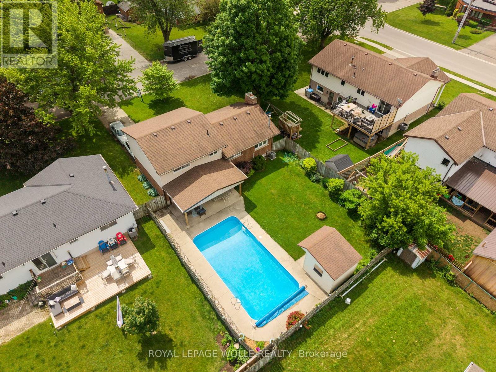 218 ARRIS CRESCENT - 43