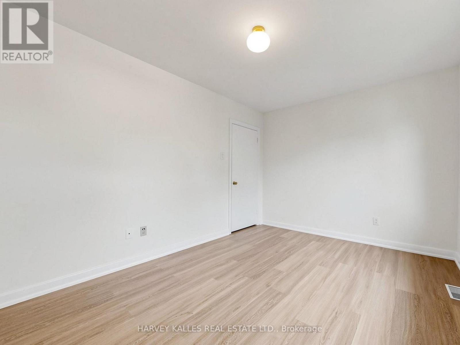 87 COMBE AVENUE - Image 15
