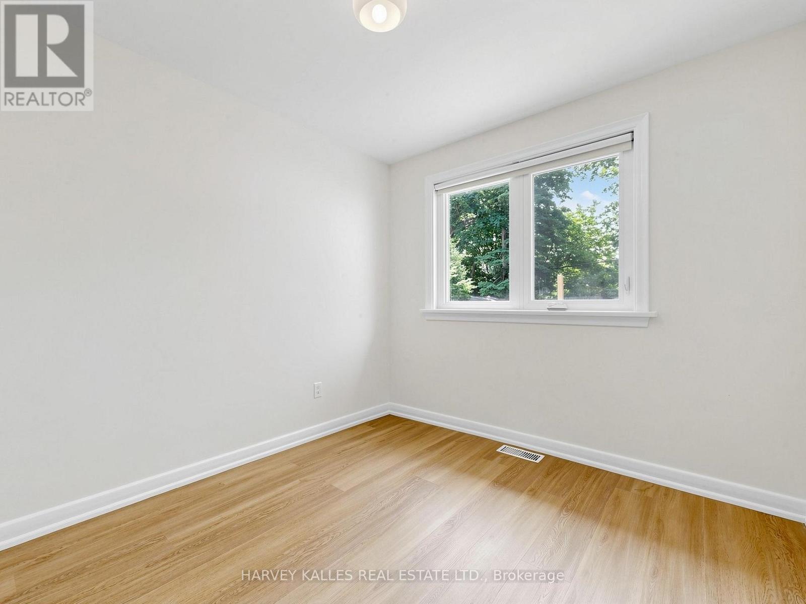 87 COMBE AVENUE - Image 16