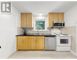 Kitchen - 87 Combe Avenue, Toronto, ON M3H4J6 Photo 8