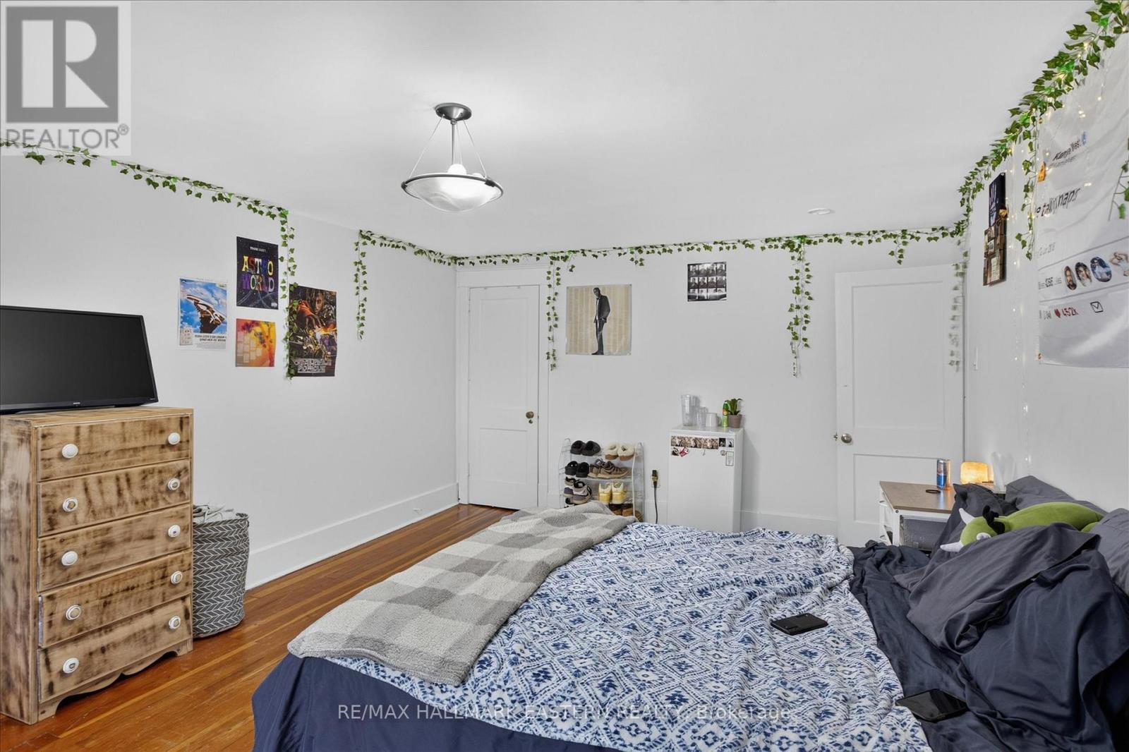 226 MCDONNEL STREET - 19