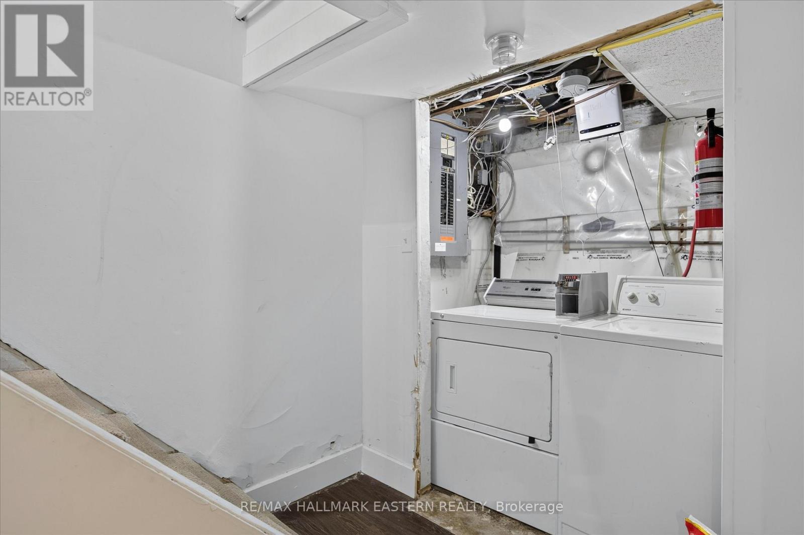 226 MCDONNEL STREET - 27