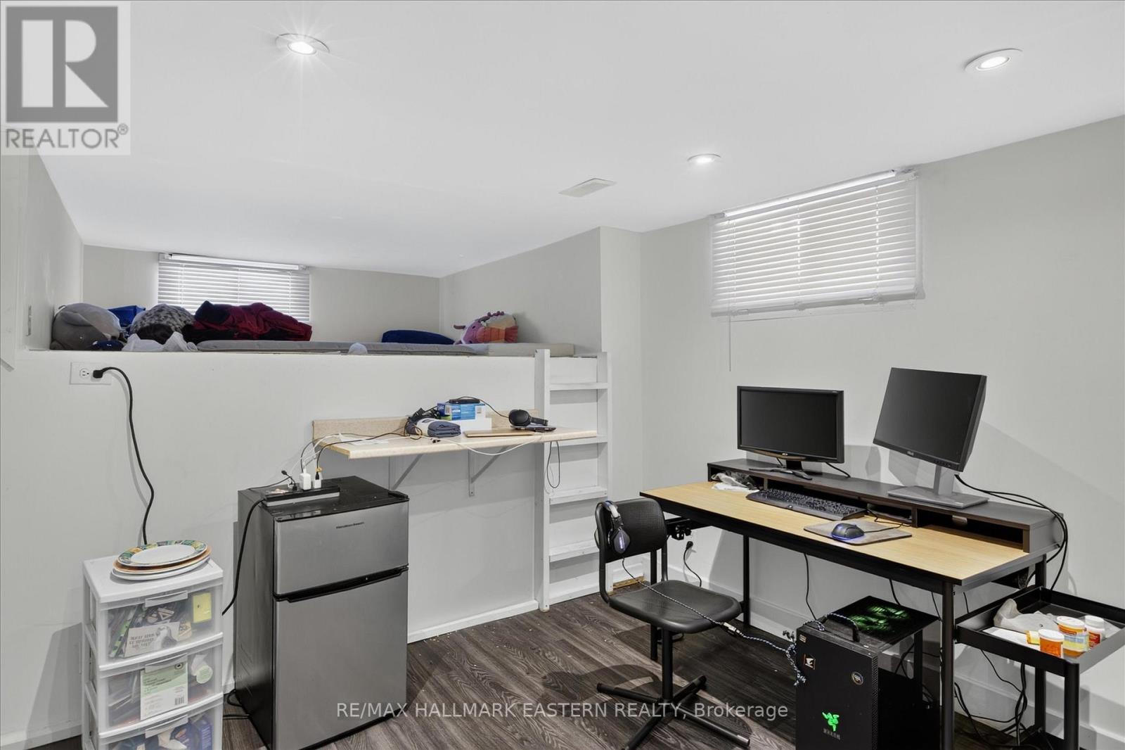 226 MCDONNEL STREET - 28