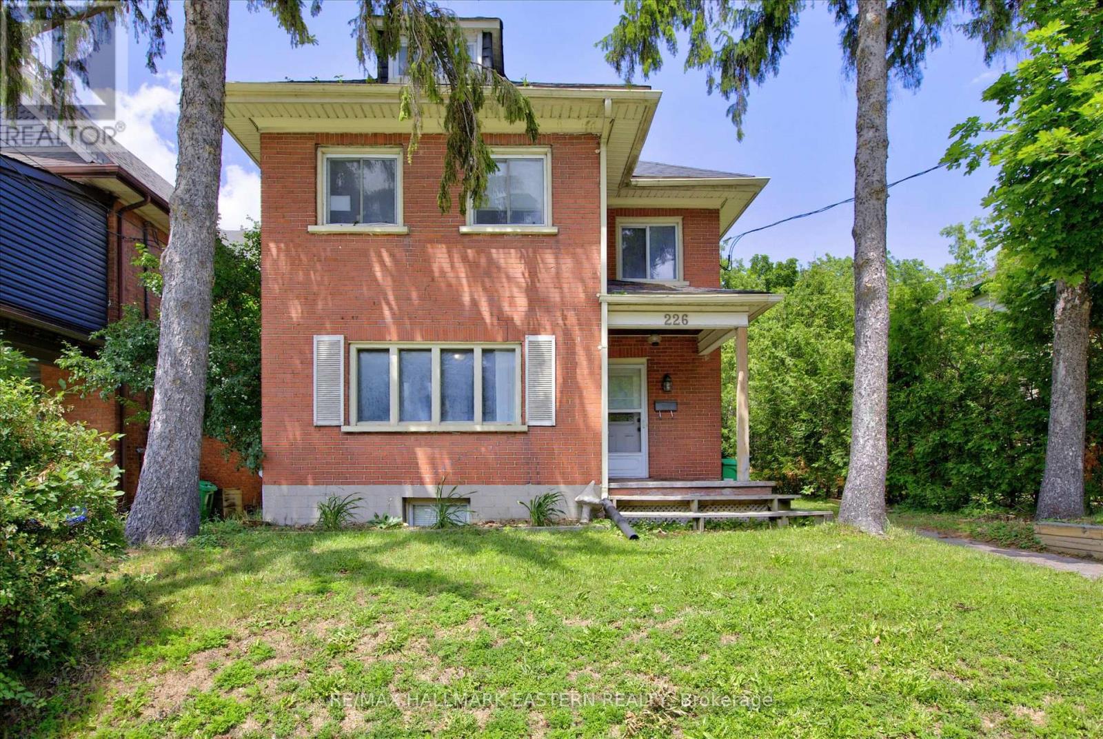 226 MCDONNEL STREET - 3