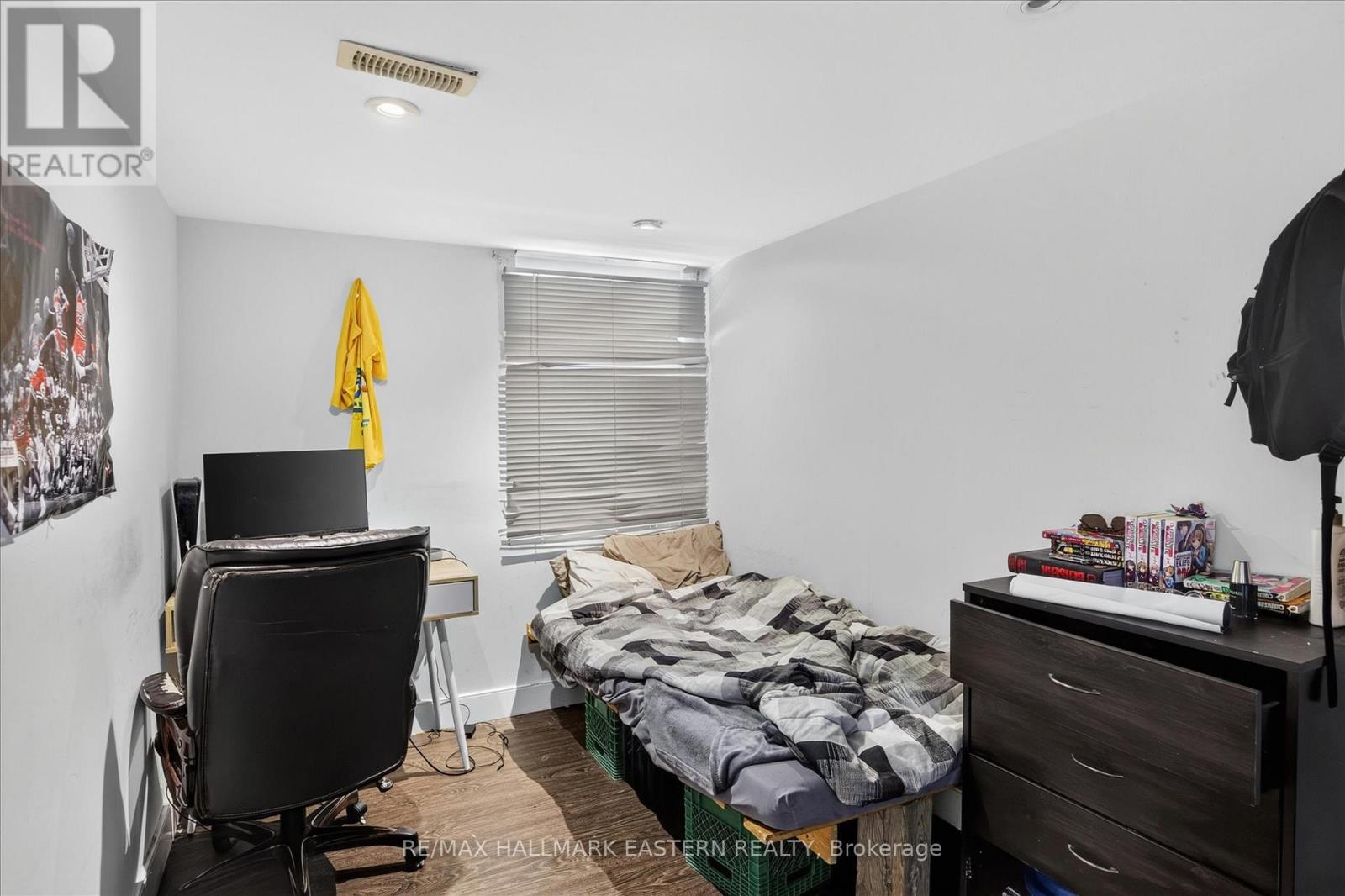 226 MCDONNEL STREET - 30