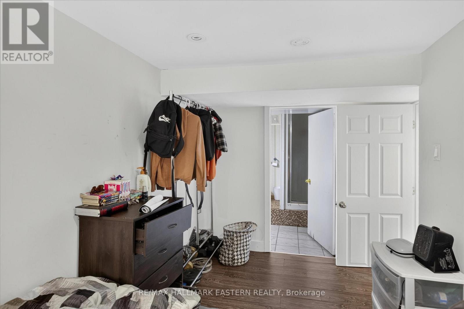 226 MCDONNEL STREET - 31