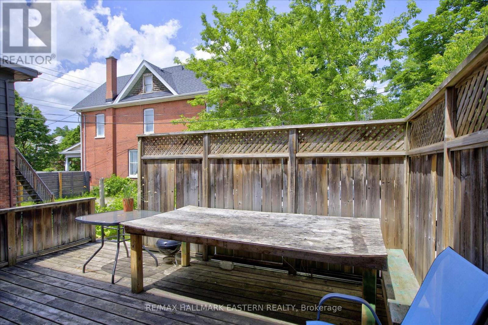 226 MCDONNEL STREET - 38