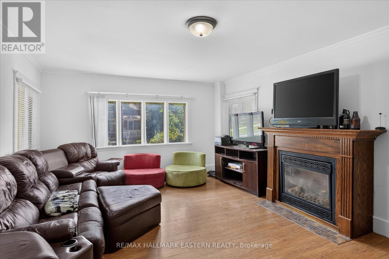 226 MCDONNEL STREET - 4