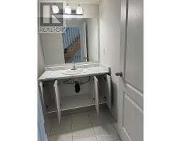 Bathroom - 347 - 2370 Chevron Prince Path W, Oshawa, ON L0L0K8 Photo 10