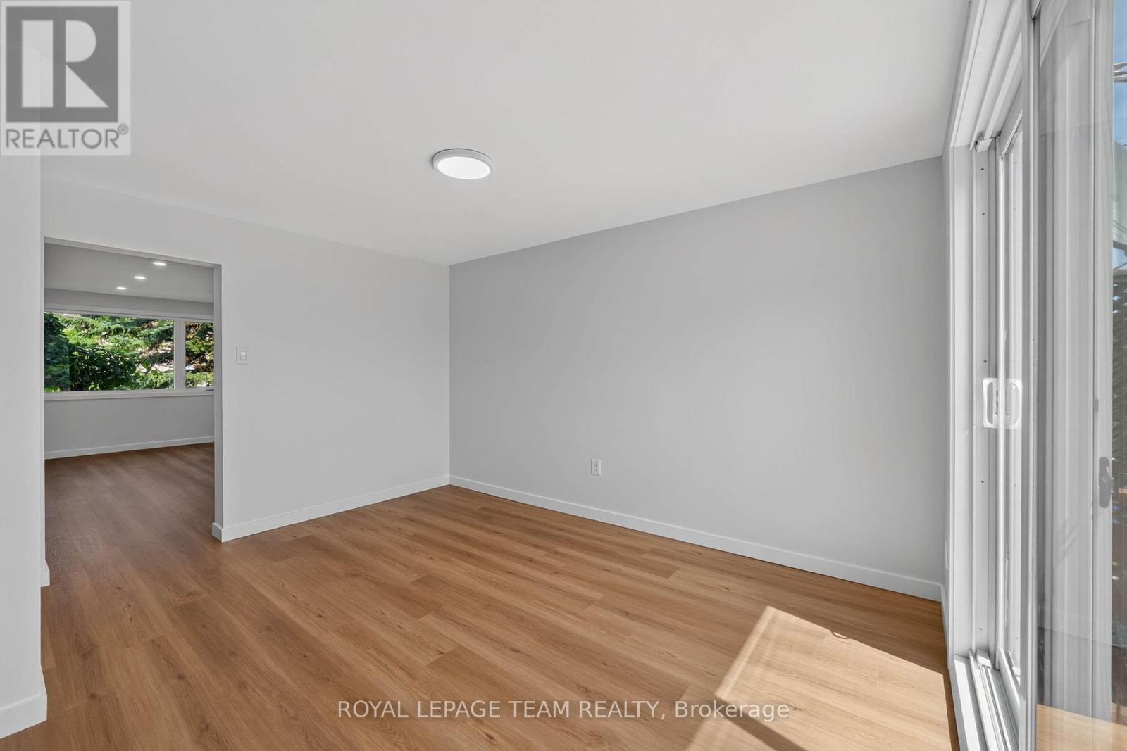5 Bed, 2 Bath House for Sale in Ottawa – 64 MULVAGH AVENUE, Ottawa – MLS# X13523262 - Image 12
