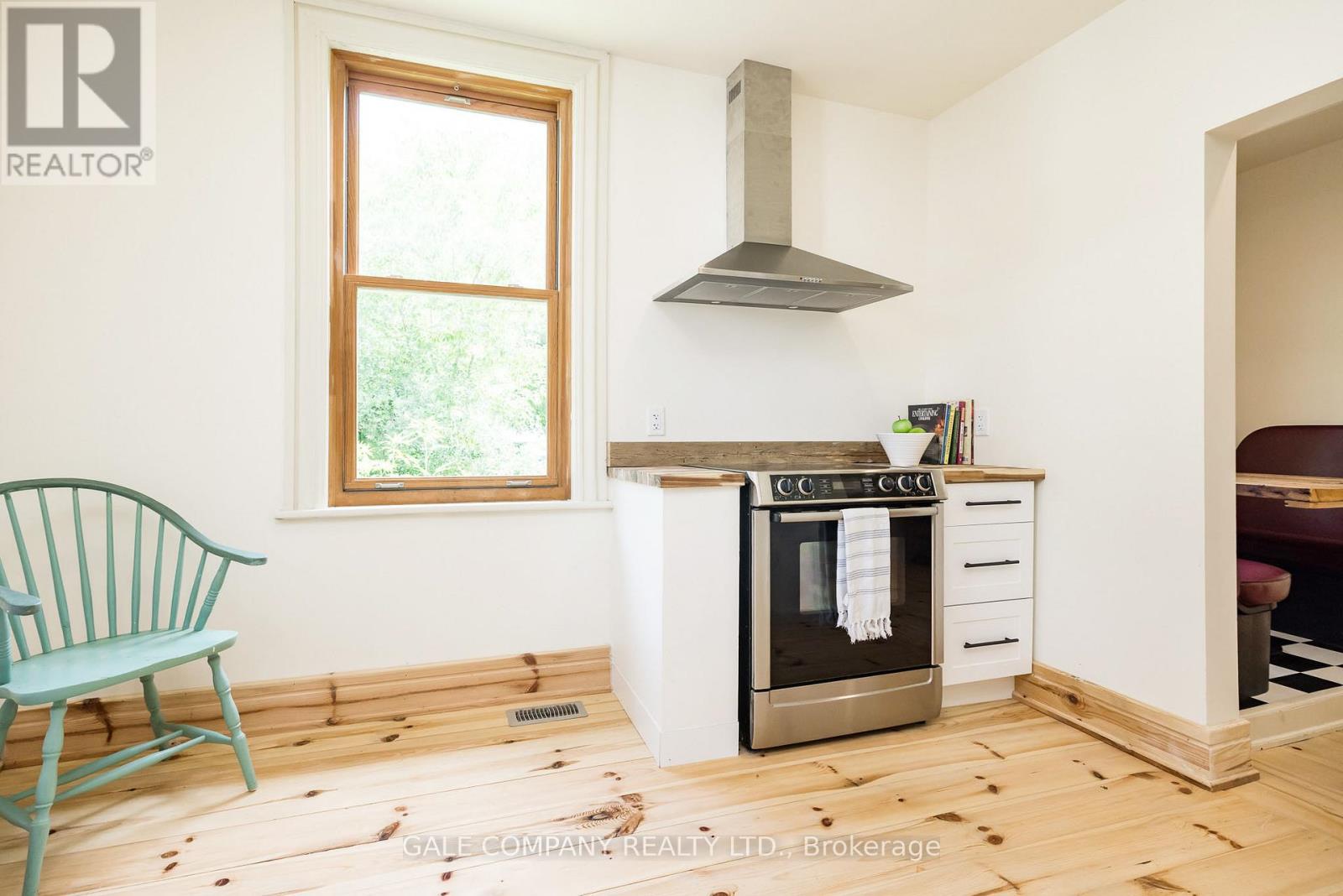 236 BLAKENEY ROAD - Image 10