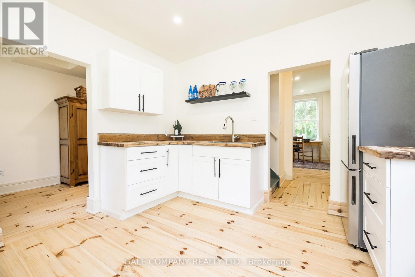 236 BLAKENEY ROAD - Image 11